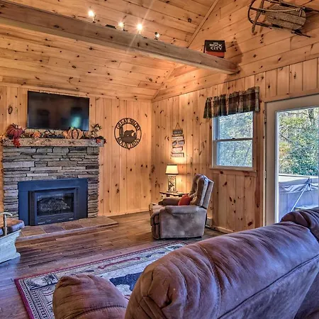 Natures Retreat With Hot Tub 7 Mi To Bryson City Whittier Exterior photo
